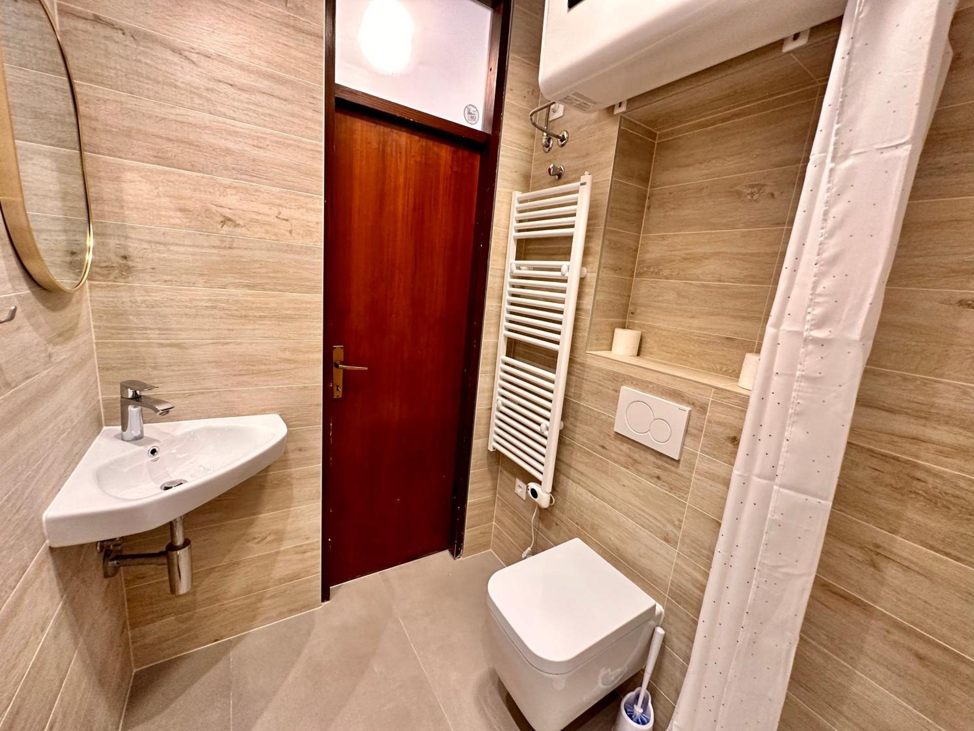 Jaka Apartament *