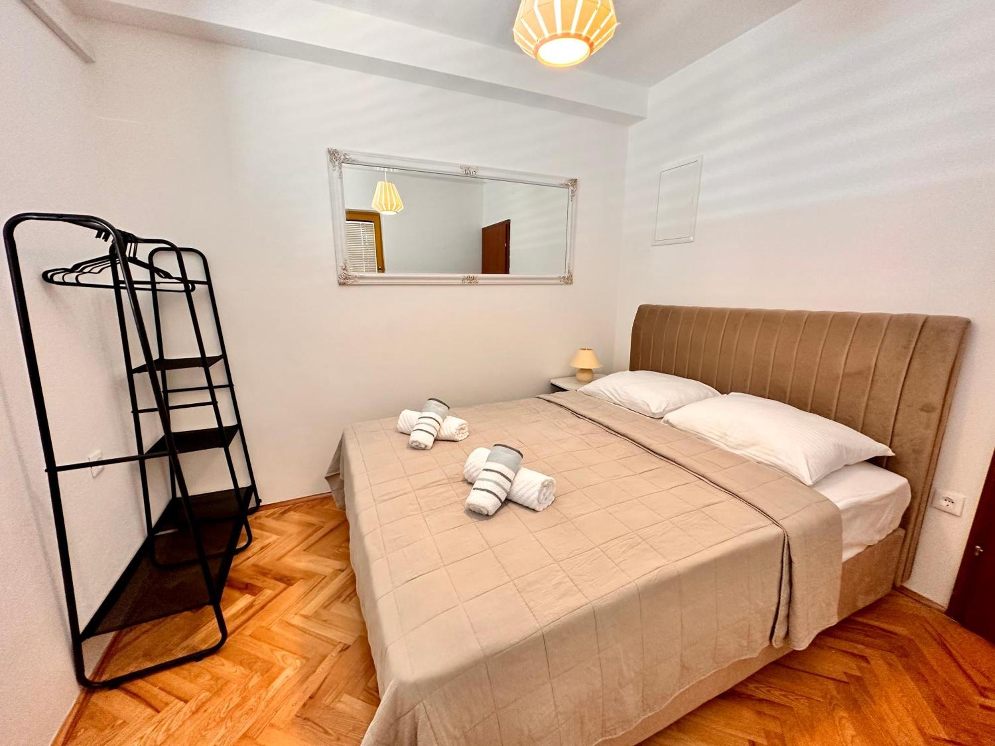 Apartament Jaka